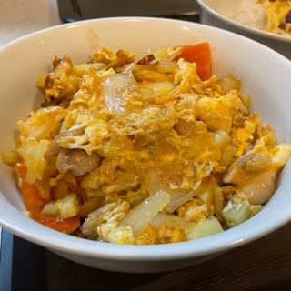 野菜たっぷりお腹に優しい親子丼